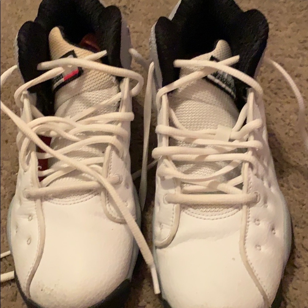Jordan 13 shoes